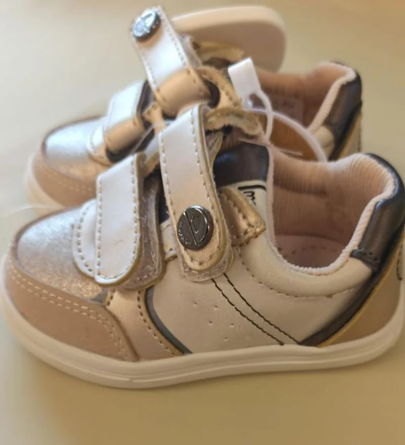 sneaker