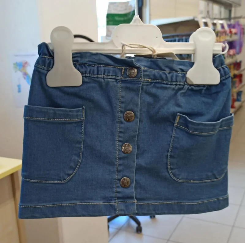 gonna jeans