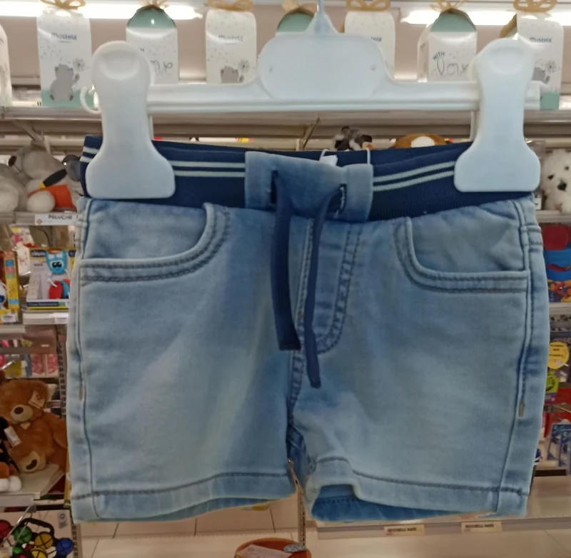 short jeans